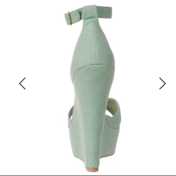 Mint Green Steve Madden wedges - Picture 6 of 6